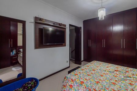 Casa à venda com 97m², 2 quartos e 3 vagasSuite