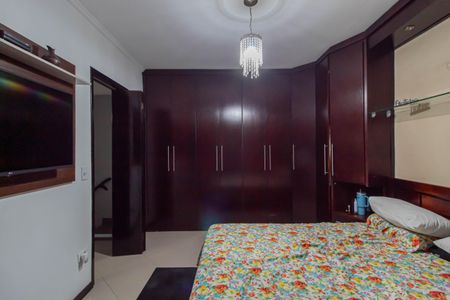 Casa à venda com 97m², 2 quartos e 3 vagasSuite