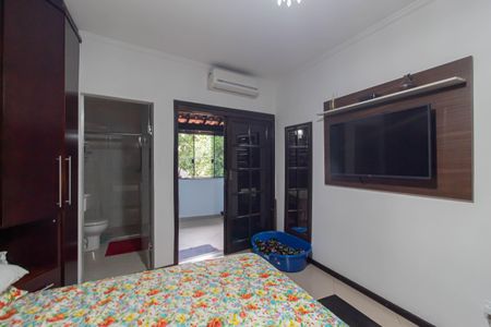 Casa à venda com 97m², 2 quartos e 3 vagasSuite