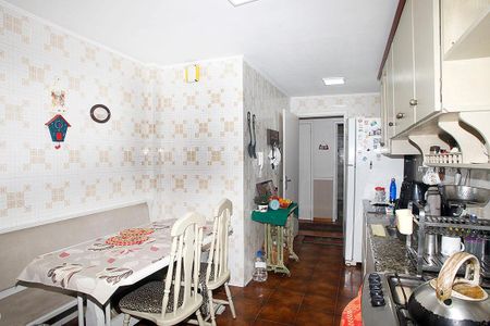 Apartamento para alugar com 150m², 3 quartos e sem vagaCozinha