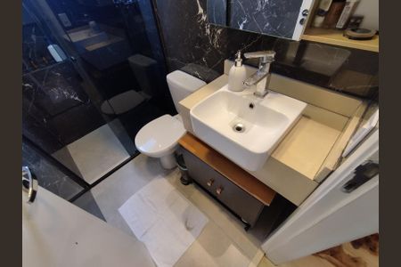 Apartamento à venda com 68m², 2 quartos e 1 vaga Apartamento à venda com 68m², 2 quartos e 1 vagaBanheiro - torneira