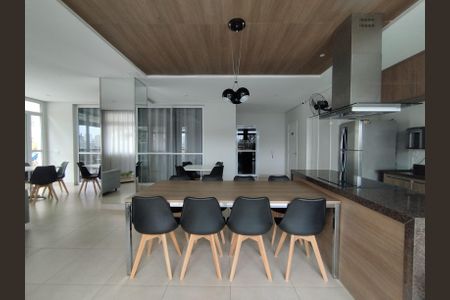 Apartamento à venda com 68m², 2 quartos e 1 vaga Apartamento à venda com 68m², 2 quartos e 1 vagaÁrea comum - Salão de festas