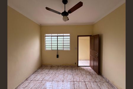 Sala de casa para alugar com 1 quarto, 88m² em Vila Tiberio, Ribeirão Preto
