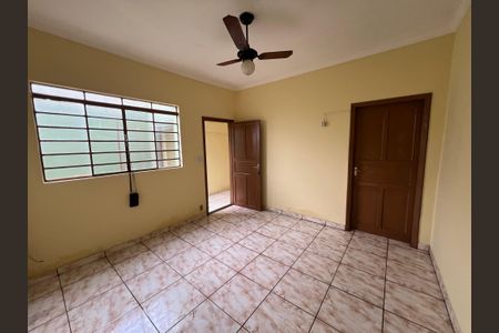 Sala de casa para alugar com 1 quarto, 88m² em Vila Tiberio, Ribeirão Preto