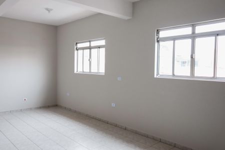 Casa para alugar com 200m², 2 quartos e sem vaga Casa para alugar com 200m², 2 quartos e sem vagaSala