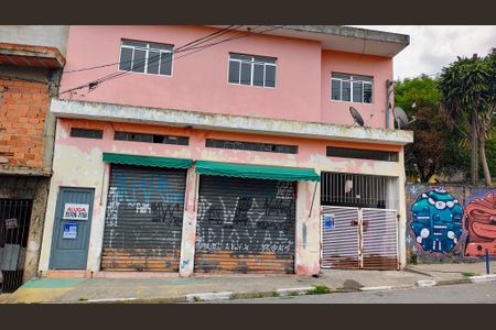 Casa para alugar com 200m², 2 quartos e sem vaga Casa para alugar com 200m², 2 quartos e sem vagaFachada