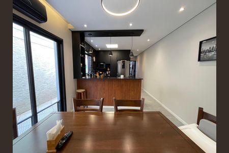 Casa à venda com 125m², 4 quartos e 2 vagas Casa à venda com 125m², 4 quartos e 2 vagasCopa