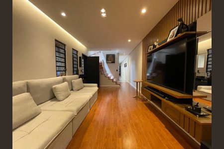 Casa à venda com 125m², 4 quartos e 2 vagasSala