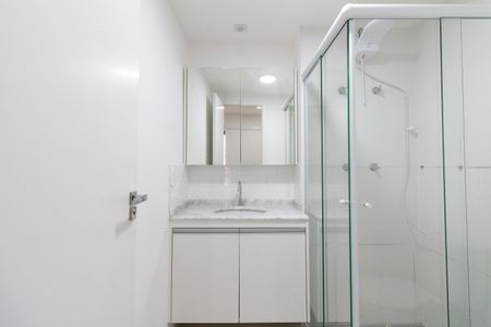 Banheiro de apartamento à venda com 1 quarto, 27m² em Butantã, São Paulo