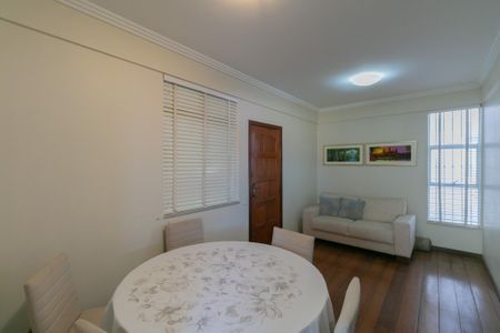 Sala de apartamento para alugar com 3 quartos, 136m² em Santa Amelia, Belo Horizonte