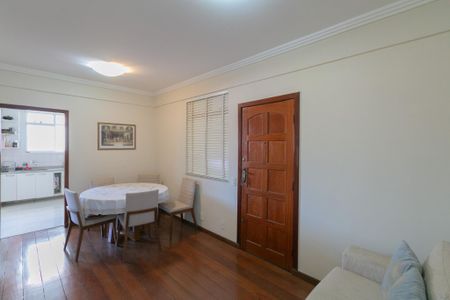 Apartamento para alugar com 136m², 3 quartos e 2 vagasSala