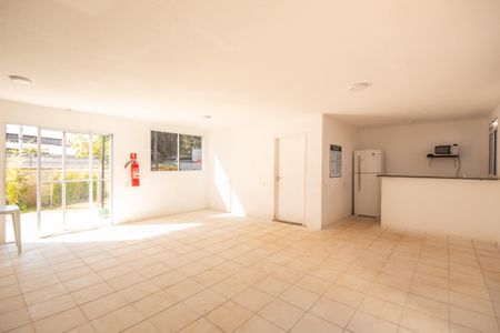 Apartamento à venda com 42m², 2 quartos e sem vaga Apartamento à venda com 42m², 2 quartos e sem vagaÁrea comum - Salão de festas