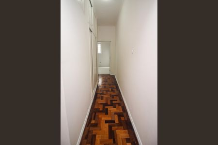 Corredor de apartamento para alugar com 2 quartos, 110m² em Santana, Porto Alegre
