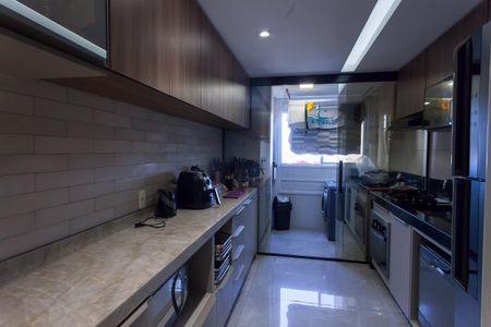 Apartamento à venda com 95m², 3 quartos e 2 vagasCozinha
