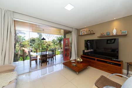Casa de condomínio à venda com 5000m², 5 quartos e 4 vagas Casa de condomínio à venda com 5000m², 5 quartos e 4 vagasSala 2