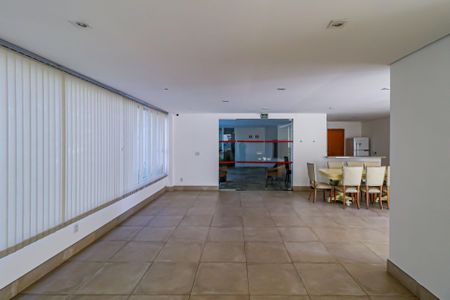 Apartamento à venda com 80m², 2 quartos e 1 vaga Apartamento à venda com 80m², 2 quartos e 1 vagaÁrea comum - Salão de festas