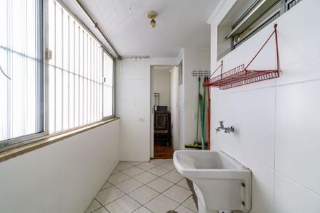Apartamento à venda com 80m², 2 quartos e 1 vaga Apartamento à venda com 80m², 2 quartos e 1 vagaLavanderia