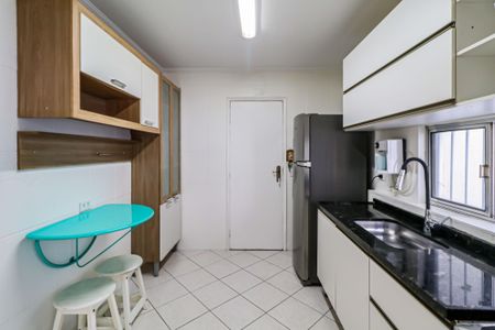 Apartamento à venda com 80m², 2 quartos e 1 vaga Apartamento à venda com 80m², 2 quartos e 1 vagaCozinha