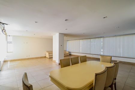 Apartamento à venda com 80m², 2 quartos e 1 vaga Apartamento à venda com 80m², 2 quartos e 1 vagaÁrea comum - Salão de festas
