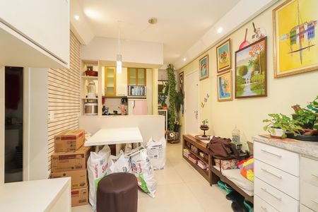 Sala de apartamento para alugar com 2 quartos, 44m² em Jardim Helena, São Paulo