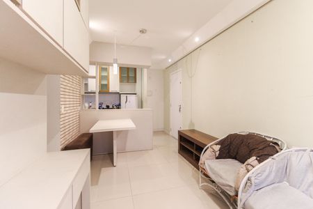Sala de apartamento para alugar com 2 quartos, 44m² em Jardim Helena, São Paulo
