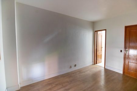 Apartamento à venda com 90m², 2 quartos e 1 vaga Apartamento à venda com 90m², 2 quartos e 1 vagaSuíte