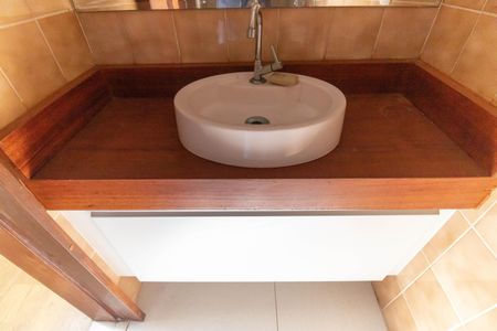 Apartamento à venda com 90m², 2 quartos e 1 vaga Apartamento à venda com 90m², 2 quartos e 1 vagaBanheiro Social