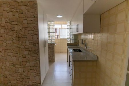 Apartamento à venda com 90m², 2 quartos e 1 vaga Apartamento à venda com 90m², 2 quartos e 1 vagaCozinha