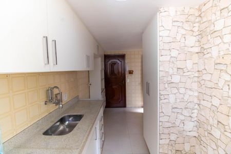 Apartamento à venda com 90m², 2 quartos e 1 vaga Apartamento à venda com 90m², 2 quartos e 1 vagaCozinha