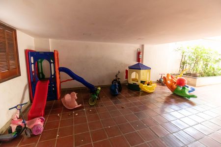 Apartamento à venda com 90m², 2 quartos e 1 vaga Apartamento à venda com 90m², 2 quartos e 1 vagaÁrea comum