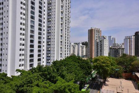 Vista do Quarto 1 de apartamento à venda com 2 quartos, 50m² em Real Parque, São Paulo