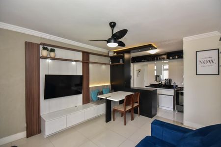 Sala de apartamento à venda com 2 quartos, 50m² em Real Parque, São Paulo