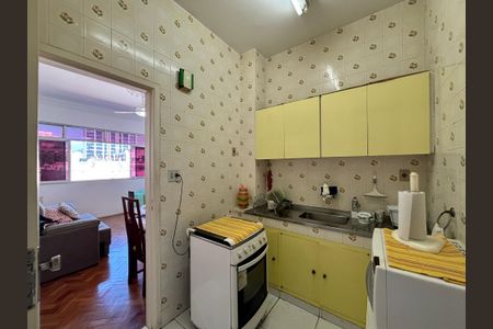 Apartamento à venda com 70m², 2 quartos e sem vaga Apartamento à venda com 70m², 2 quartos e sem vagaCozinha