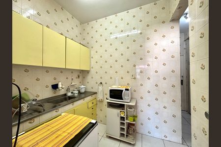 Apartamento à venda com 70m², 2 quartos e sem vaga Apartamento à venda com 70m², 2 quartos e sem vagaCozinha