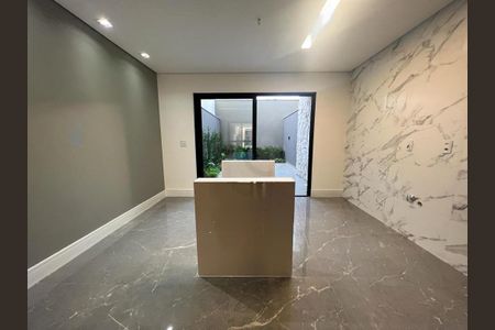 Casa à venda com 3 quartos, 260m² em Vila Gomes Cardim, São Paulo