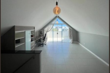 Casa de Condomínio à venda com 4 quartos, 240m² em Barra da Tijuca, Rio de Janeiro