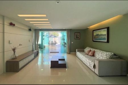 Casa de Condomínio à venda com 4 quartos, 240m² em Barra da Tijuca, Rio de Janeiro