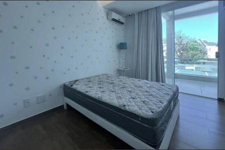 Casa de Condomínio à venda com 4 quartos, 240m² em Barra da Tijuca, Rio de Janeiro