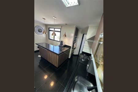 Apartamento à venda com 135m², 3 quartos e 2 vagas