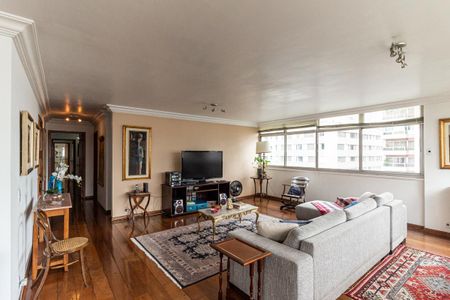 Apartamento à venda com 240m², 4 quartos e 2 vagasSala