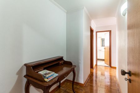 Apartamento à venda com 240m², 4 quartos e 2 vagasQuarto da Suíte