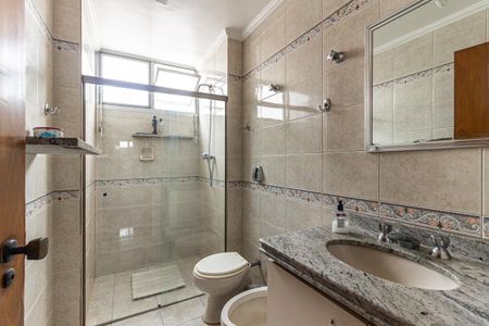 Apartamento à venda com 240m², 4 quartos e 2 vagasBanheiro 1