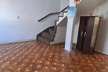 Casa à venda com 2 quartos, 121m² em Campestre, Santo André