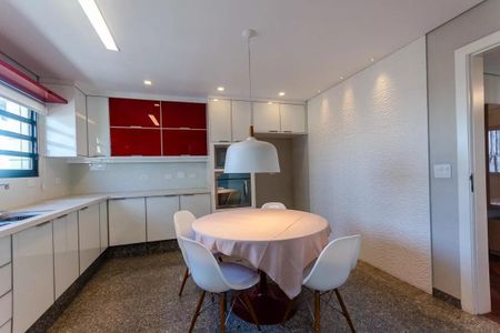Apartamento à venda com 360m², 3 quartos e 4 vagas