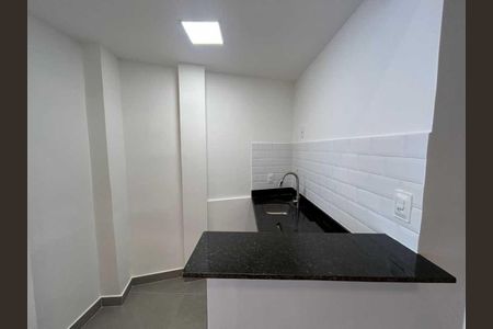 Apartamento à venda com 30m², 1 quarto e sem vaga