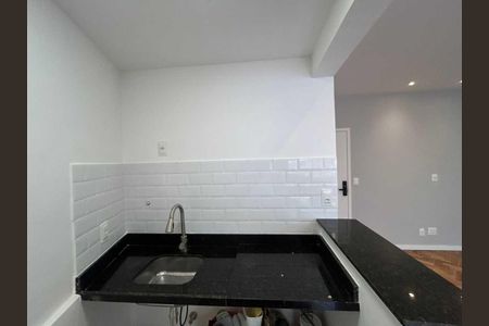 Apartamento à venda com 30m², 1 quarto e sem vaga