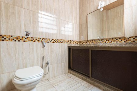 Apartamento à venda com 150m², 3 quartos e sem vagaBanheiro