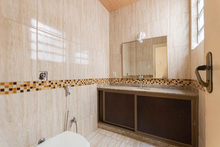 Apartamento à venda com 150m², 3 quartos e sem vagaBanheiro