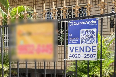 Apartamento à venda com 150m², 3 quartos e sem vagaPlaquinha