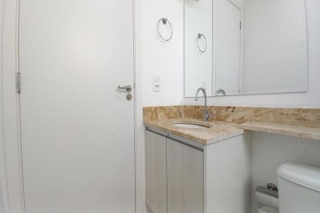 Apartamento à venda com 41m², 2 quartos e 1 vaga Apartamento à venda com 41m², 2 quartos e 1 vagaBanheiro